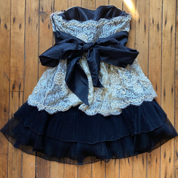 Vintage Betsy Johnson Strapless Lace Prom Dress Black and White, size 4 - Picture 2 of 10
